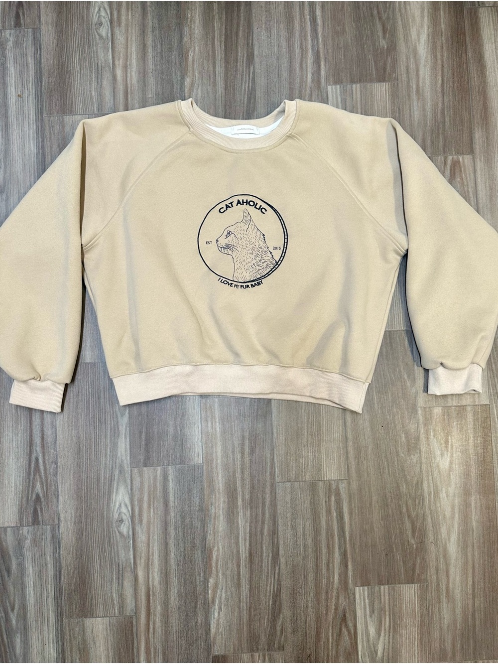 “Cat Aholic” Beige Embroidered Graphic Pet Crew Neck Sweatshirt, Small - Picture 3 of 8